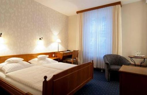 фото отеля Hardtwald Hotel
