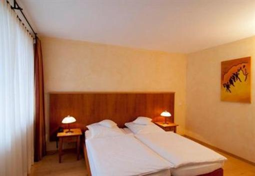 фото отеля Hardtwald Hotel