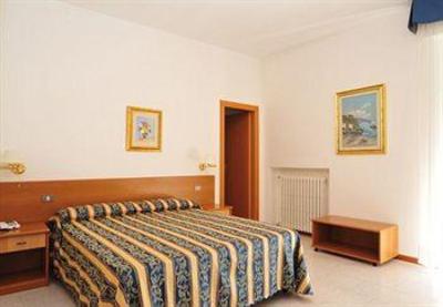 фото отеля Roccaporena Hotel Cascia
