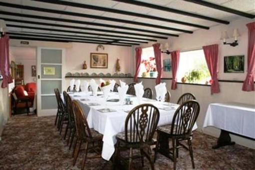 фото отеля Furzeleigh Mill Hotel Buckfastleigh