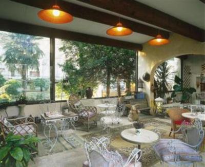 фото отеля Hotel Du Parc Cavaillon