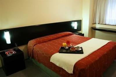 фото отеля Plaza San Martin Suites