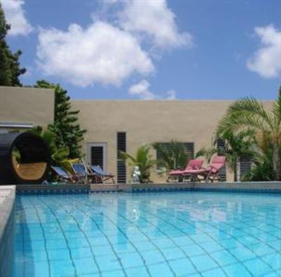 фото отеля Frangipani Apartments Curacao