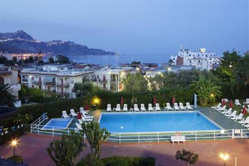 фото отеля Villa Giardini Apartments Giardini Naxos