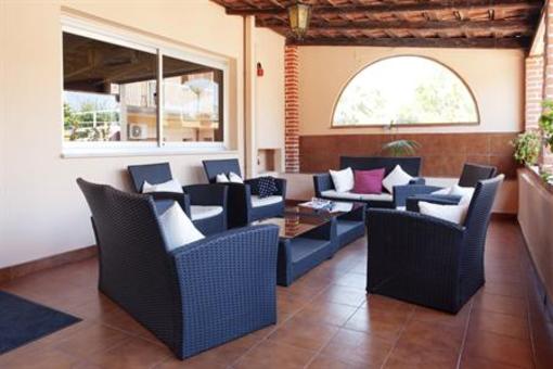 фото отеля Villa Giardini Apartments Giardini Naxos