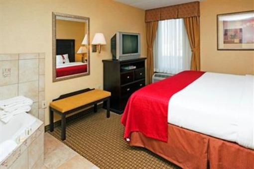 фото отеля Holiday Inn Hotel & Suites Marketplace