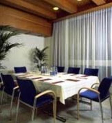 фото отеля Seminar Und Erlebnishotel Rome