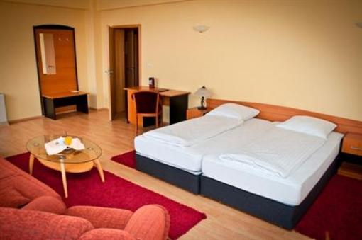фото отеля Perla 2 Hotel Timisoara
