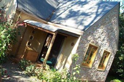 фото отеля Witches Falls Cottages