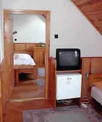 фото отеля Trojka Hotel Es Panzio