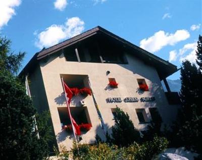 фото отеля Hotel Chesa Surlej