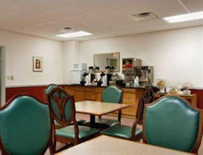 фото отеля Super 8 Dover