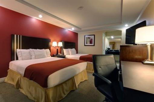 фото отеля Americas Best Value Inn Angleton