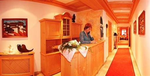 фото отеля Hotel Garni Sonne Neustift im Stubaital