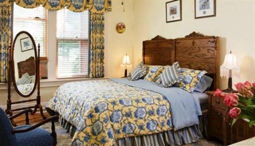 фото отеля B.F. Hiestand House Bed & Breakfast