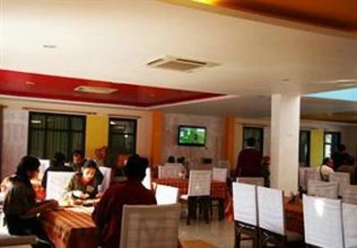 фото отеля Corbett Gateway Resort Ramnagar