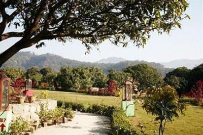 фото отеля Corbett Gateway Resort Ramnagar