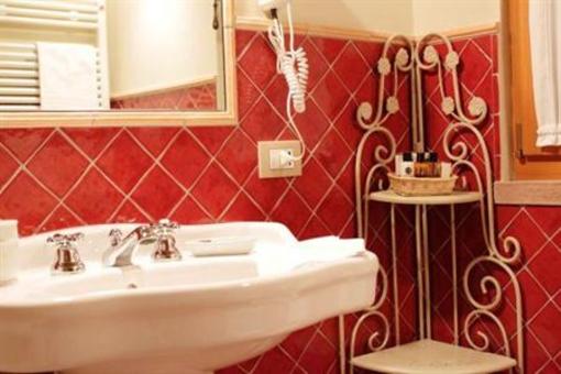 фото отеля La Tana Del Ghiro Hotel Roncofreddo