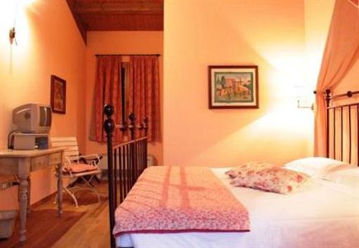 фото отеля La Tana Del Ghiro Hotel Roncofreddo