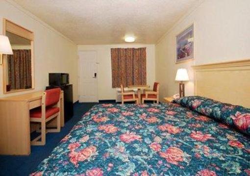 фото отеля Econo Lodge Mineral Ridge