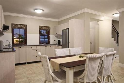 фото отеля Winelands Golf Lodges Stellenbosch