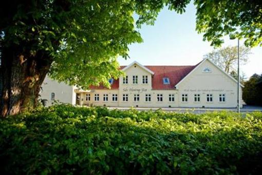 фото отеля Christie's Sdr. Hostrup Kro