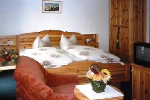 фото отеля Hotel und Gasthof zur Schmiede