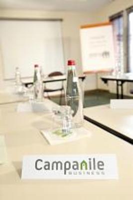 фото отеля Campanile Rouen Nord Hotel Mont-Saint-Aignan