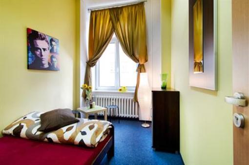 фото отеля Absynt Hostel