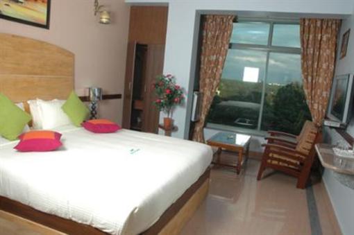 фото отеля Hotel Presidency Bangalore