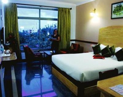 фото отеля Hotel Presidency Bangalore