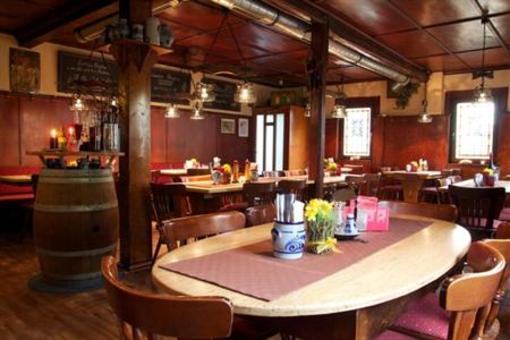 фото отеля Gasthaus Zum Löwen Frankfurt am Main