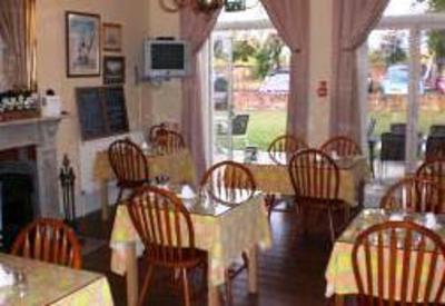 фото отеля Trafalgar Guest House