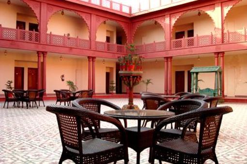 фото отеля Vesta Bikaner Palace