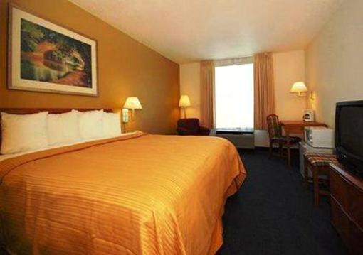 фото отеля Quality Inn Brookfield
