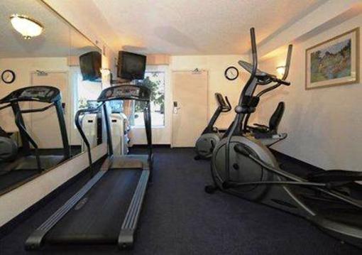 фото отеля Quality Inn Brookfield