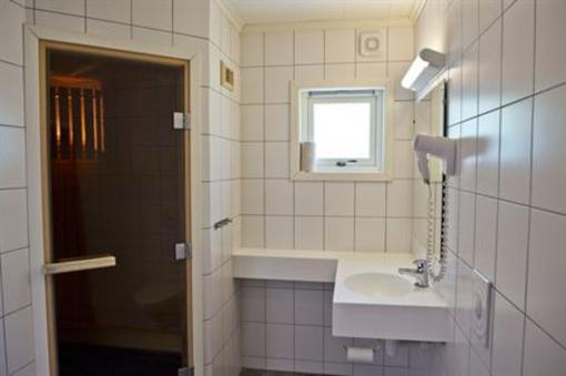 фото отеля Kinsarvik Camping