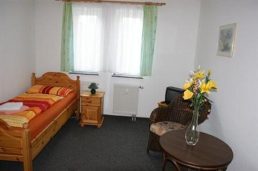 фото отеля Gastezimmer Heldner Your Bed Dresden