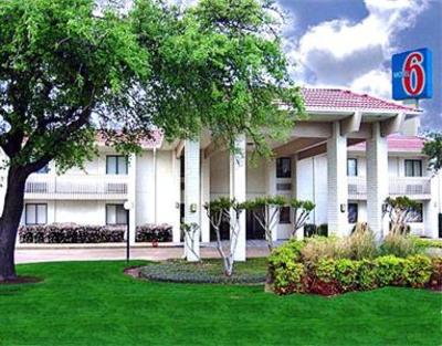 фото отеля Motel 6 Dallas - Addison