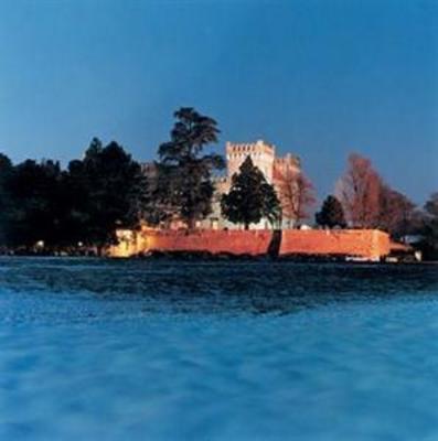 фото отеля Castello Bevilacqua