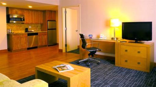 фото отеля Holiday Inn Express Hotel & Suites STAMFORD