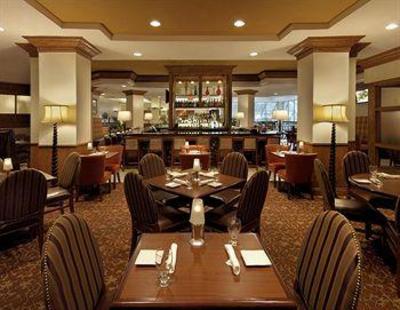 фото отеля Sheraton Detroit Novi