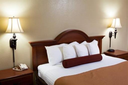 фото отеля BEST WESTERN PLUS Desert Winds