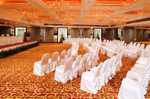 фото отеля Holiday Inn Silom Bangkok