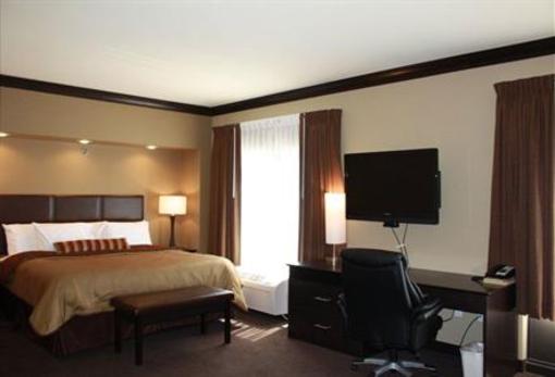 фото отеля Parkwood Inn & Suites