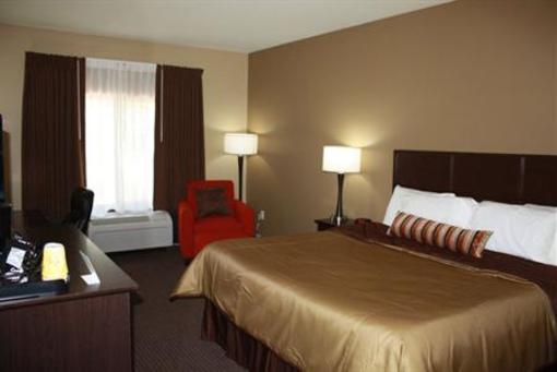 фото отеля Parkwood Inn & Suites