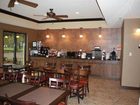 фото отеля Parkwood Inn & Suites