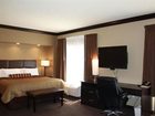 фото отеля Parkwood Inn & Suites