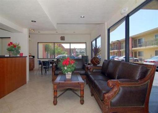 фото отеля Super 8 Redlands
