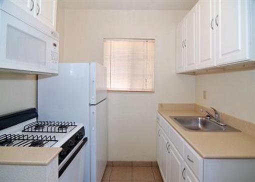 фото отеля Super 8 Redlands